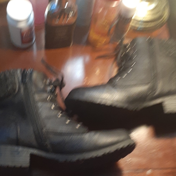 Boots - Picture 3 of 4